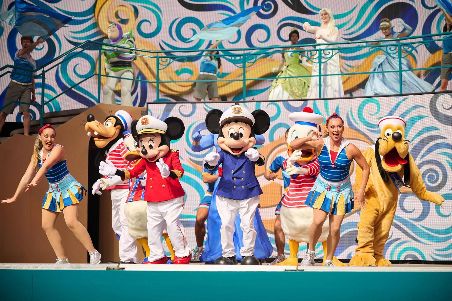 NGÀY 3: DISNEY ADVENTURE | DISNEY MAGIC | SHOW DIỄN & NHỮNG KHOẢNH KHẮC GIA ĐÌNH ĐÁNG NHỚ
